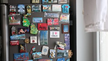 What foods belong in the refrigerator